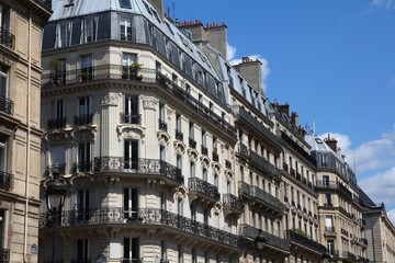 Fototapeta na wymiar Townhouse in Paris