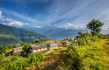Village in the Himalaya mountains in Nepal - obrazy, fototapety, plakaty