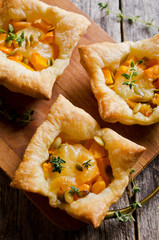 Tart with pumpkin and cheese