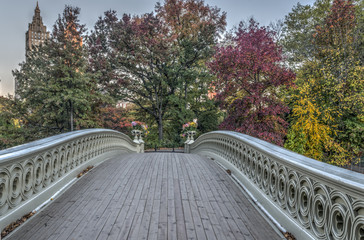 Bow bridge