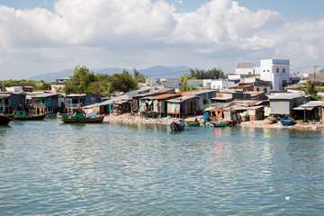 Fototapeta na wymiar Fischerdorf und Fischerboote in Phan Thiet in Vietnam