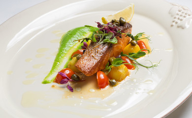 salmon steak with vegetables