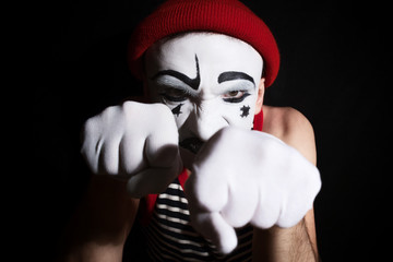 mime