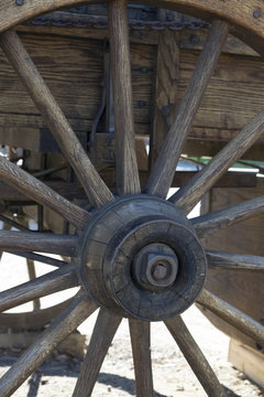 old wagon wheel at a farm
