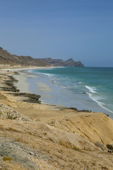 Fototapeta na wymiar Beautiful beach near Al Mughsayl, Oman.