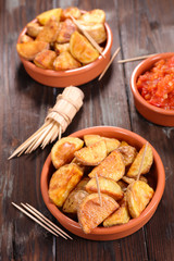 patatas bravas