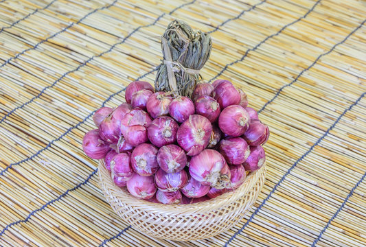 Raw Organic Red Onions or Shallots