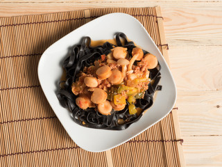 black spaghettii sausage