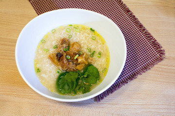 Tilapia boiled rice soup
