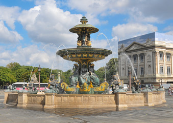 Fototapeta na wymiar Parisian architecture in Place de la Concorde