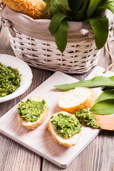 Wild garlic pesto