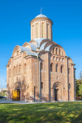 Fototapeta na wymiar Pyatnitskaya church in Chernigov. Ukraine