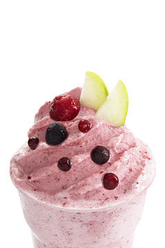 Organic berries and yogurt smoothie