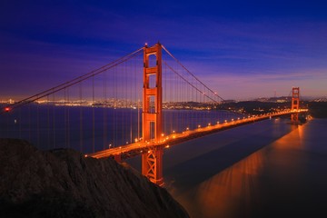 Fototapeta na wymiar San Francisco’s Golden Gate Bridge