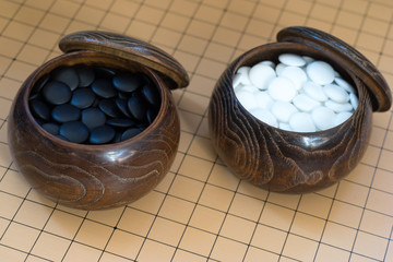 碁盤と碁笥と碁石