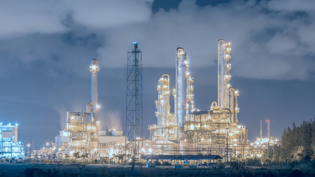 Night scene of oil refinery plant , Tima lapse video