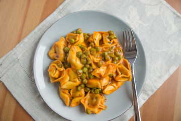 Tortellini in Tomaten Sauce