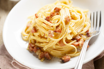 Pasta with egg sauce and ham