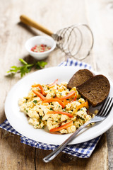 Scrambled eggs with capsicum