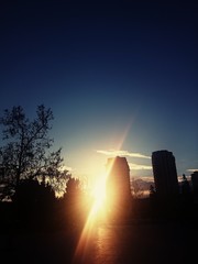 Fototapeta premium Romantic City Evening Sunshine