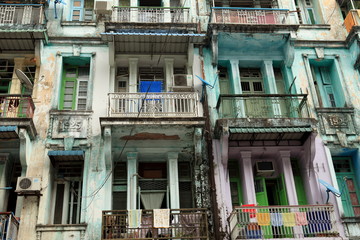 Alte Hausfassaden in Rangun  - obrazy, fototapety, plakaty