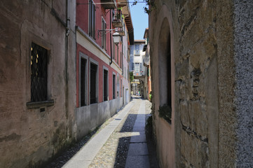 Fototapeta na wymiar Gasse, Orta San Giulio, Ortasee, Piemont, Italien