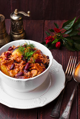 Chili con carne in a bowl.