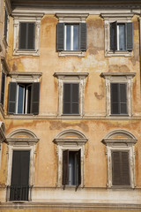 Fototapeta na wymiar Typical Facade in Rome in Italy
