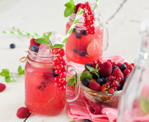 Beeren Limonade 