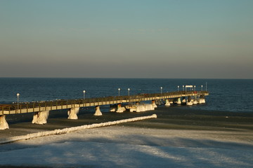 Eis und Schnee am Strand