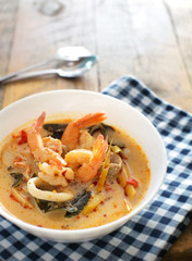 tom yum kung