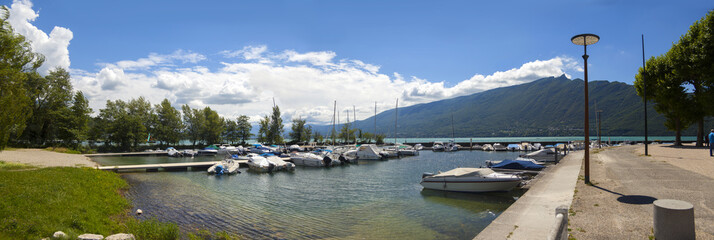 Lake Bourge, Little port Aix- les Bains