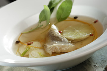 Seeteufel Suppe
