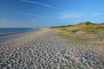 Weitläufiger Strand auf der Nordseeinsel Sylt