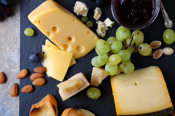 cheese with grapes