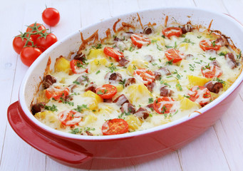 Baked vegetables with sausage