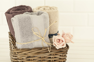 Towels and rose