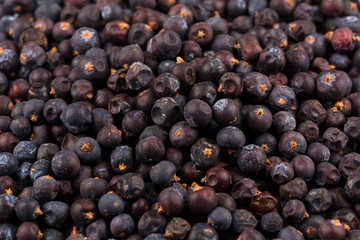 Dried black currant