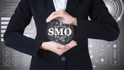 Business women holding posts in SMO. Can be used in advertising. - obrazy, fototapety, plakaty