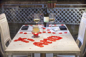 romantic dinner