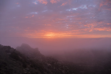 Fototapeta premium Fog Sunrise in Los Angeles California