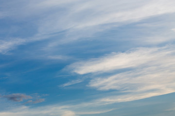 Obraz premium blue sky and white cloud, cloudy sky background