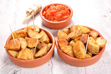 patatas bravas