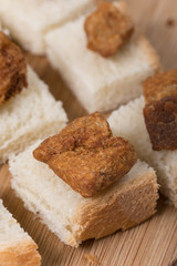 Greaves on the slices toast bread