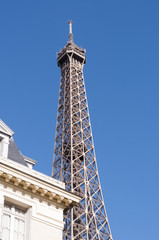 Fototapeta na wymiar Particular perspective of the Eiffel Tower. Paris