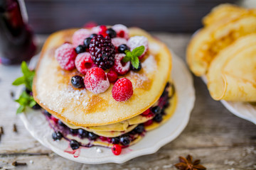 Pancakes with frutti di bosco

