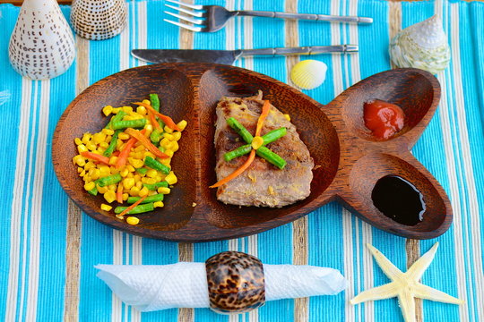 Tropical lunch, Tuna steak with vegetable