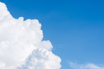 Naklejka na ściany i meble Blue sky and cloud background