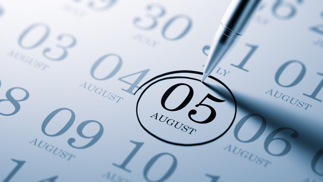 August 05 written on a calendar to remind you an important appoi