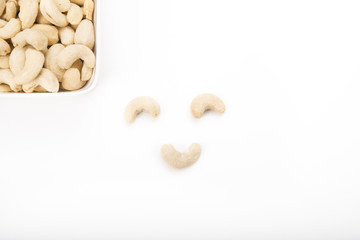 スマイルみたいなカシューナッツ